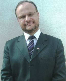 Iverson Kech Ferreira
